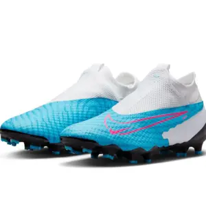 Nike Phantom GX Academy MG