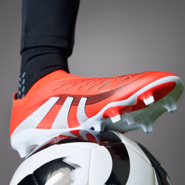 Adidas Predator League Veterloze Firm MG - Image 2