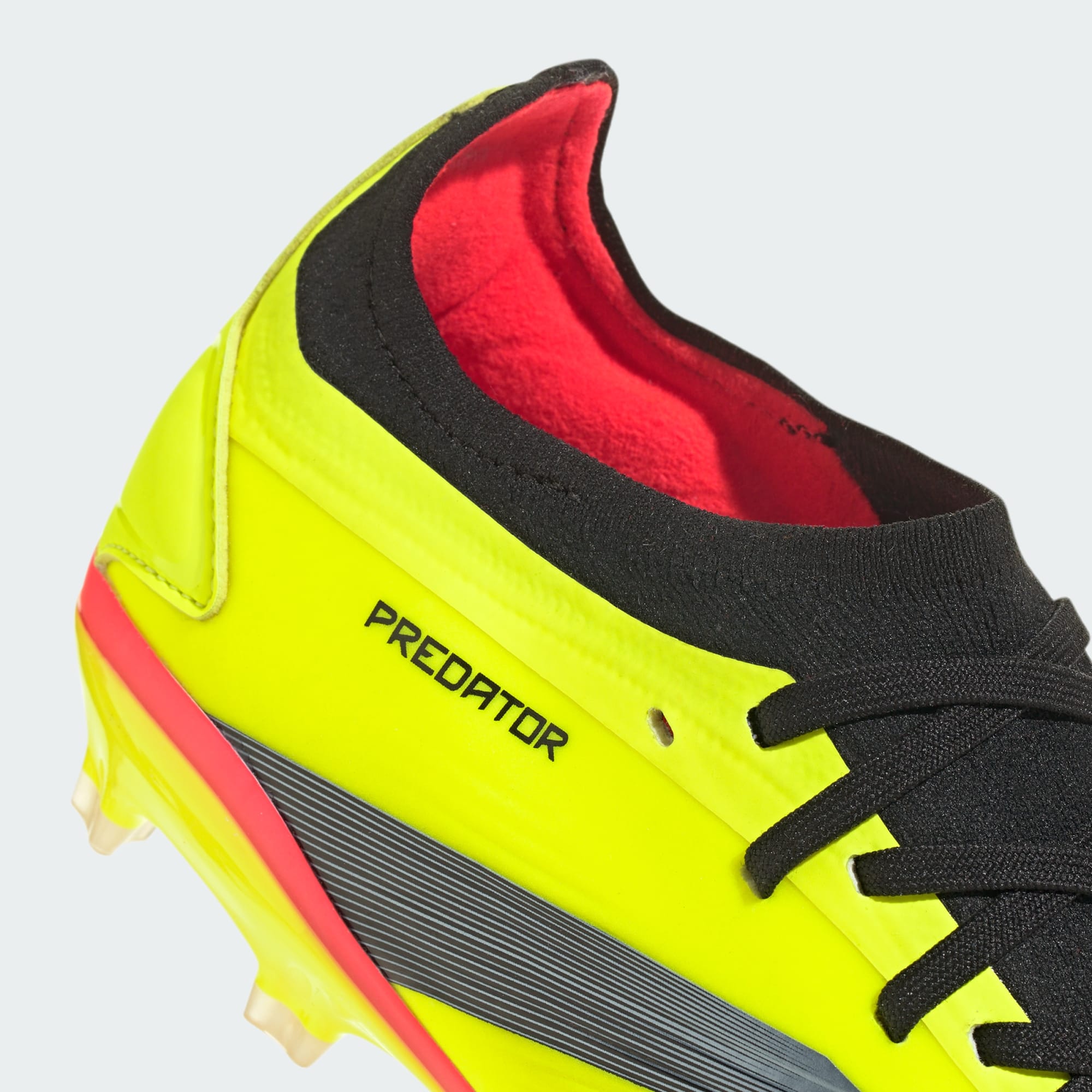 Adidas Predator 24 Pro FG - Image 9